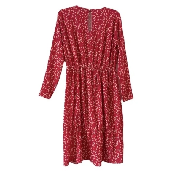 PrettyLittleThing | Rust Red Ditsy Floral Long Sleeve Tiered Dress, Size 4 - Picture 3 of 9